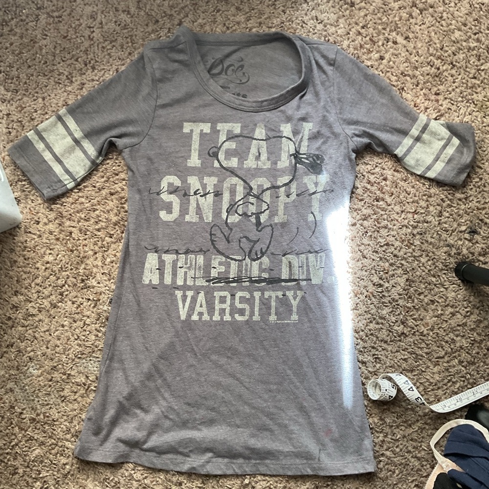 Snoopy grey T-shirt size S